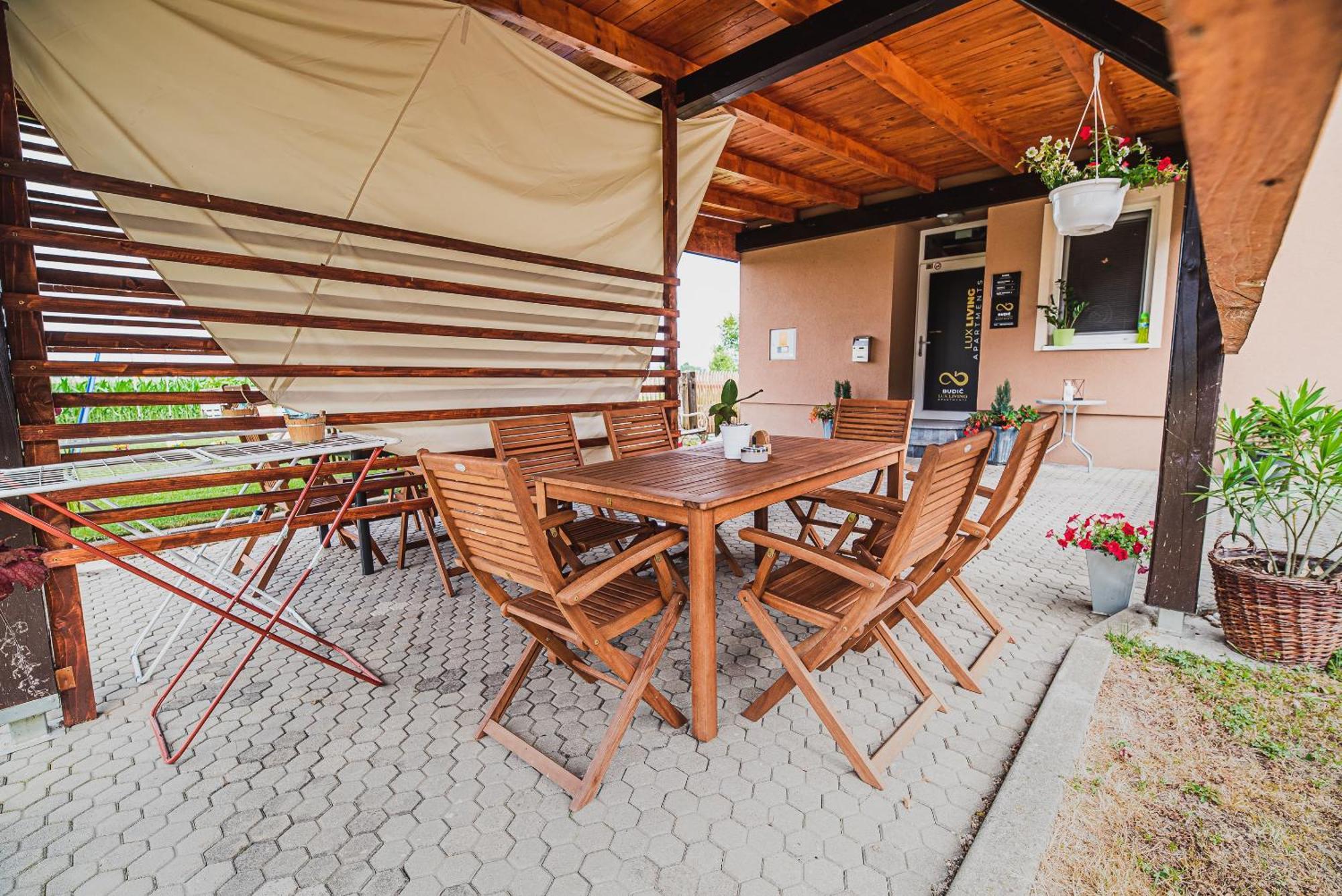 Lux Living Apartments Budic Near Terme Catez Brežice Pokój zdjęcie