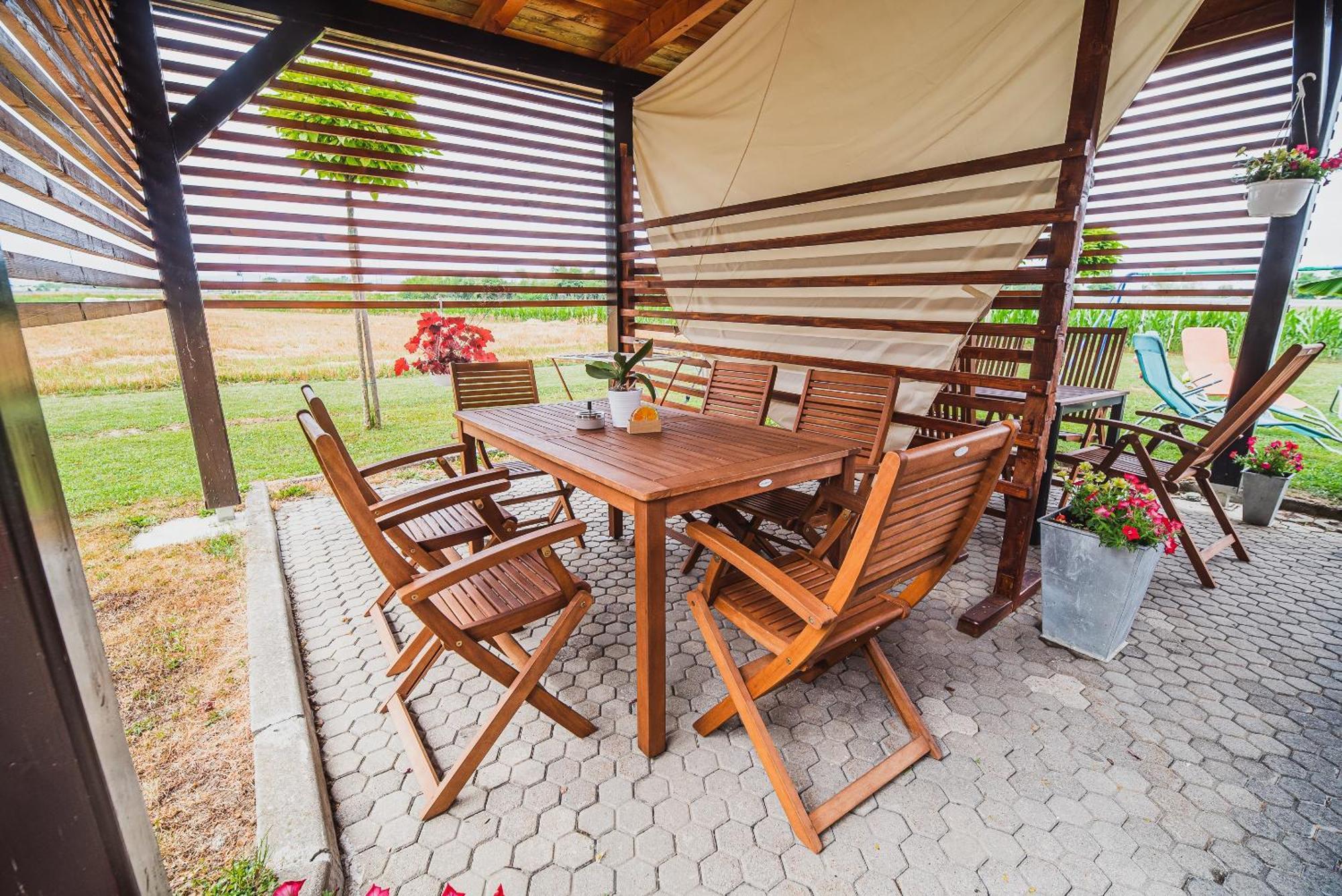 Lux Living Apartments Budic Near Terme Catez Brežice Pokój zdjęcie
